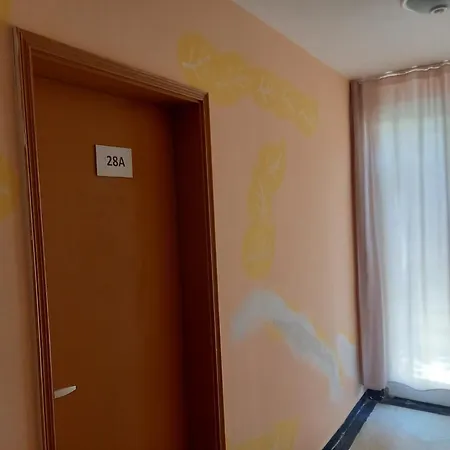 галатея Хотел 2*