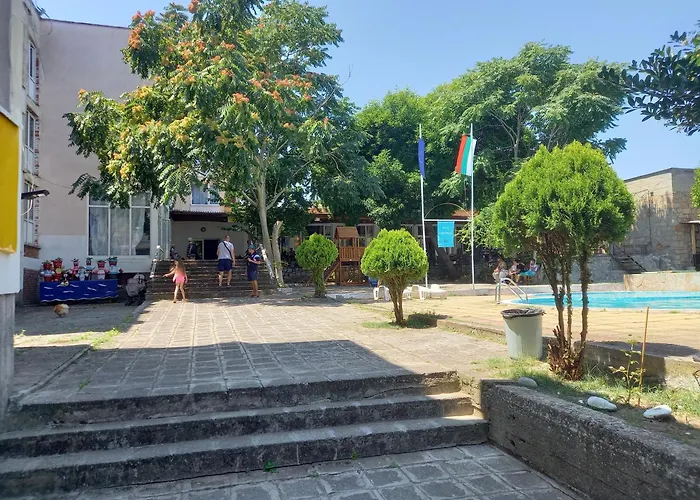 ホテル централ