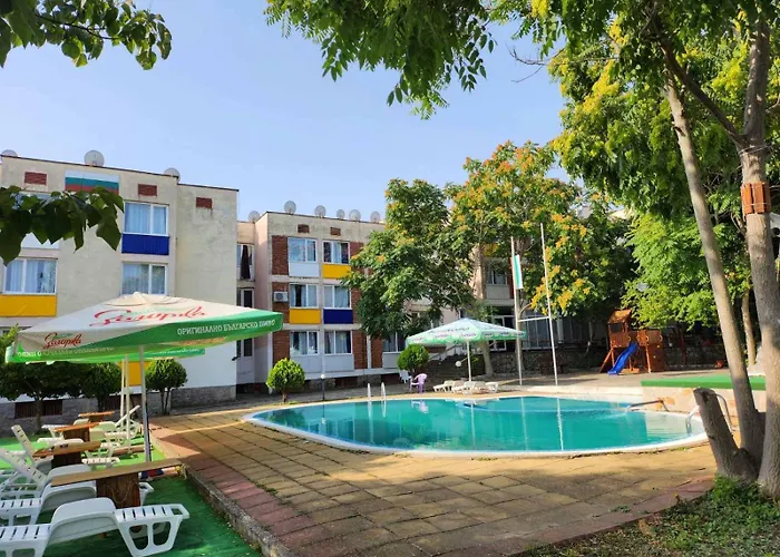 централ Hotel 2*